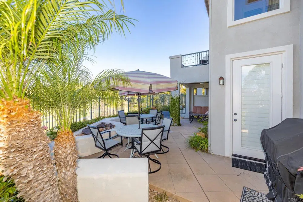 7069 Tatler Carlsbad, CA 92011