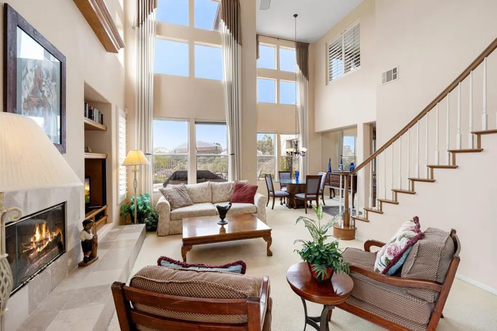 7069 Tatler Carlsbad, CA 92011