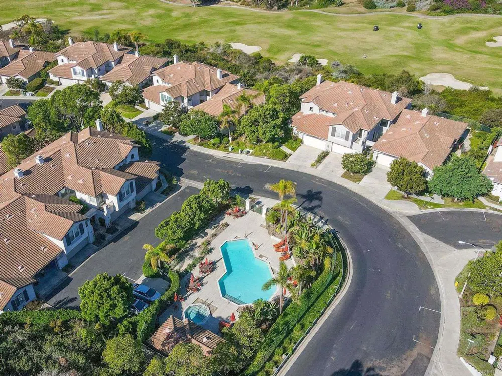 7069 Tatler Carlsbad, CA 92011