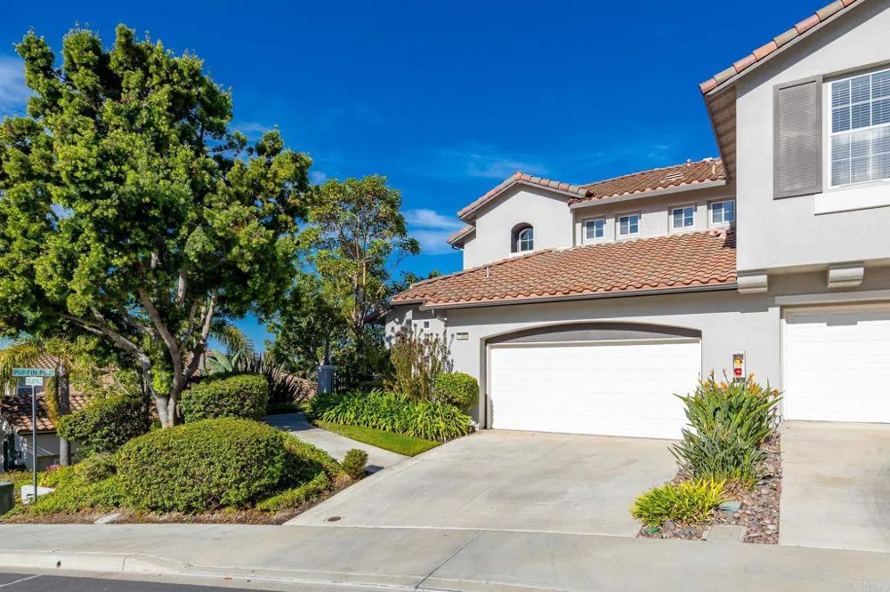 7069 Tatler Carlsbad, CA 92011