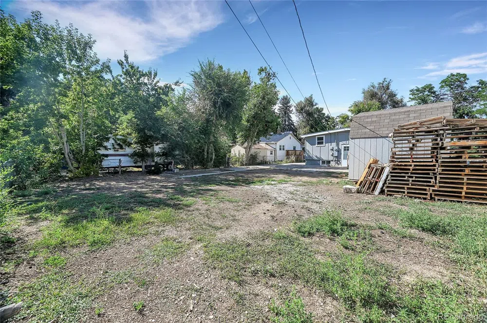 27 E 5th Avenue Longmont, CO 80504