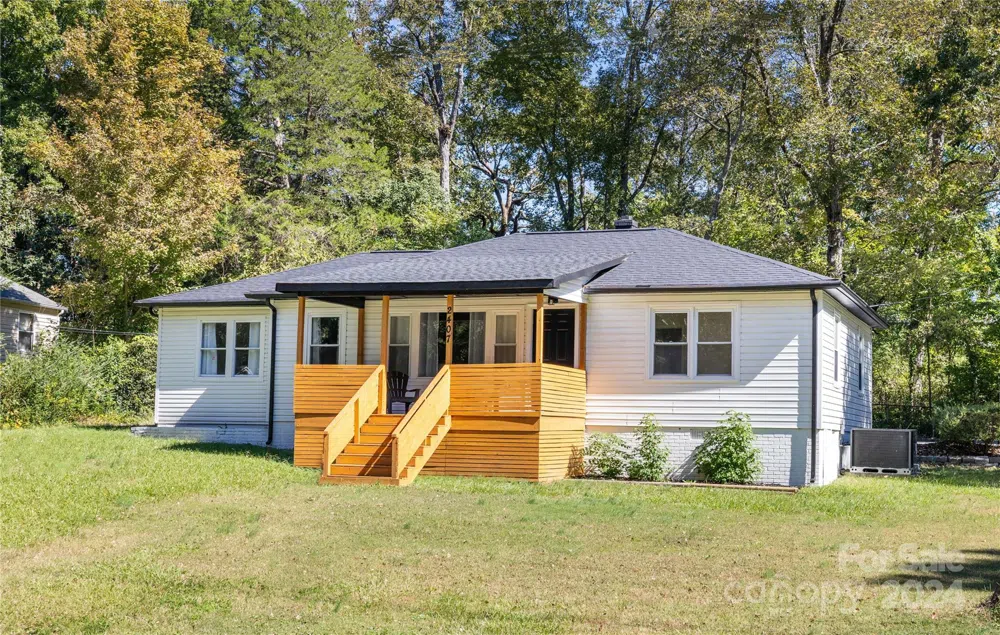 2407 Carolina Avenue Kannapolis, NC 28083