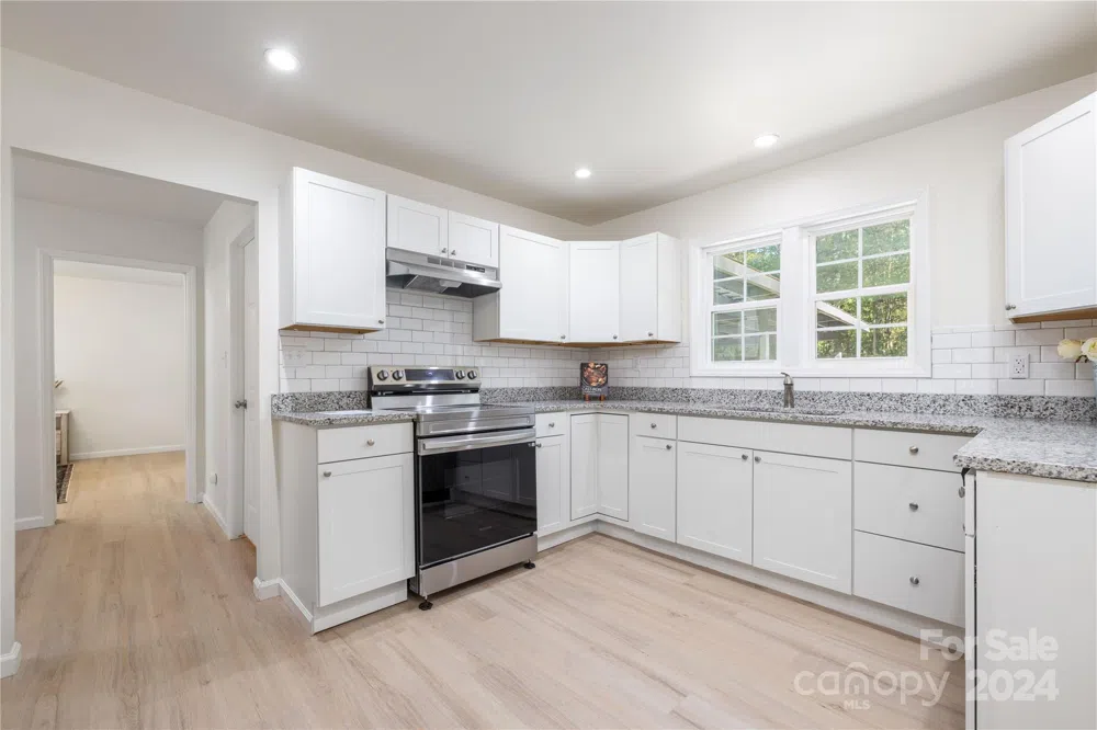 2407 Carolina Avenue Kannapolis, NC 28083