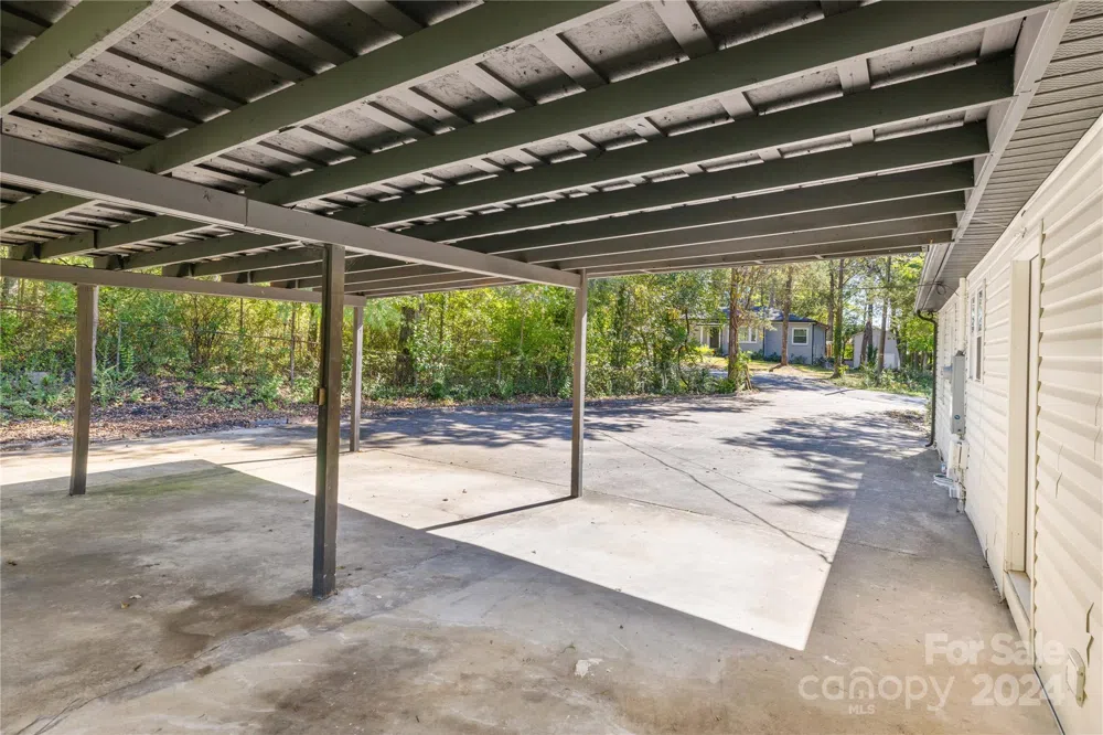 2407 Carolina Avenue Kannapolis, NC 28083