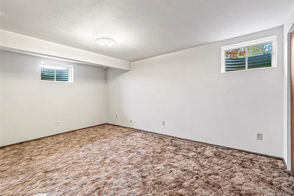 1331 E Nichols Avenue Centennial, CO 80122