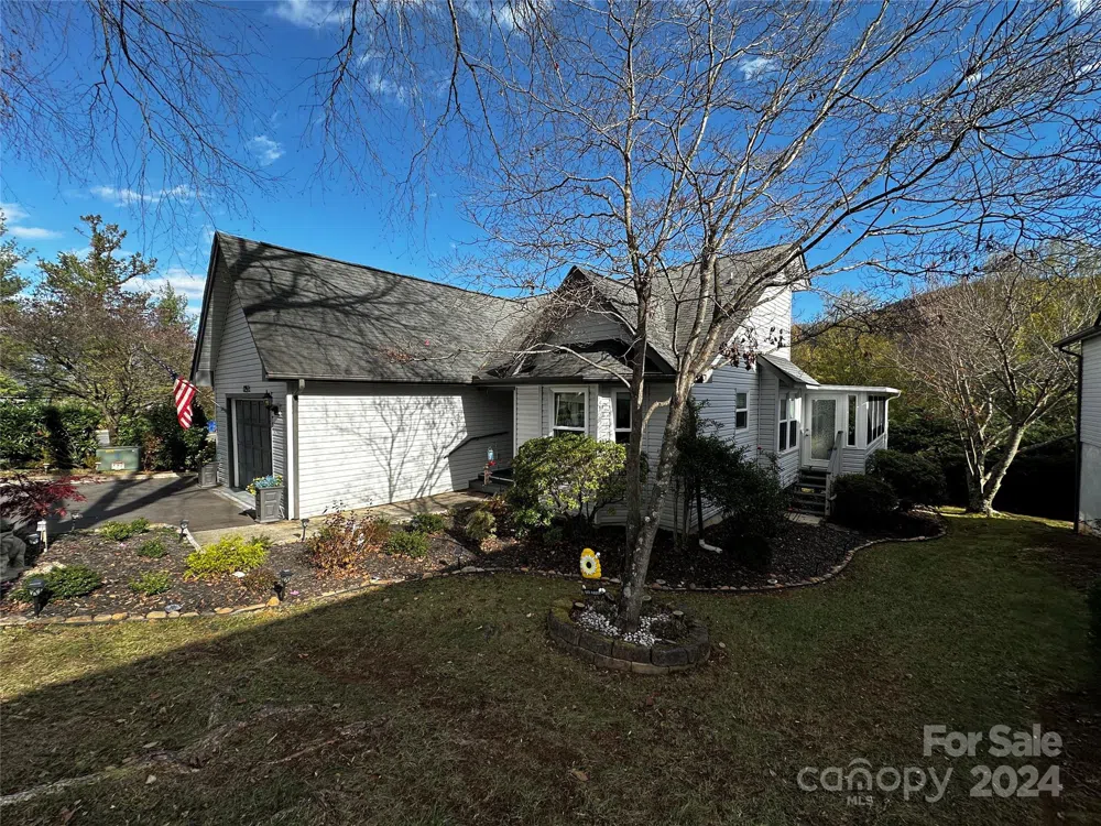 129 Cimarron Drive Asheville, NC 28803