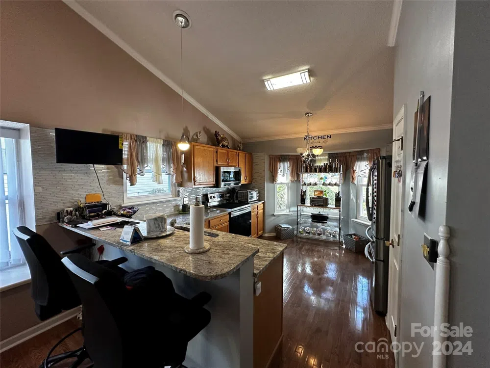 129 Cimarron Drive Asheville, NC 28803