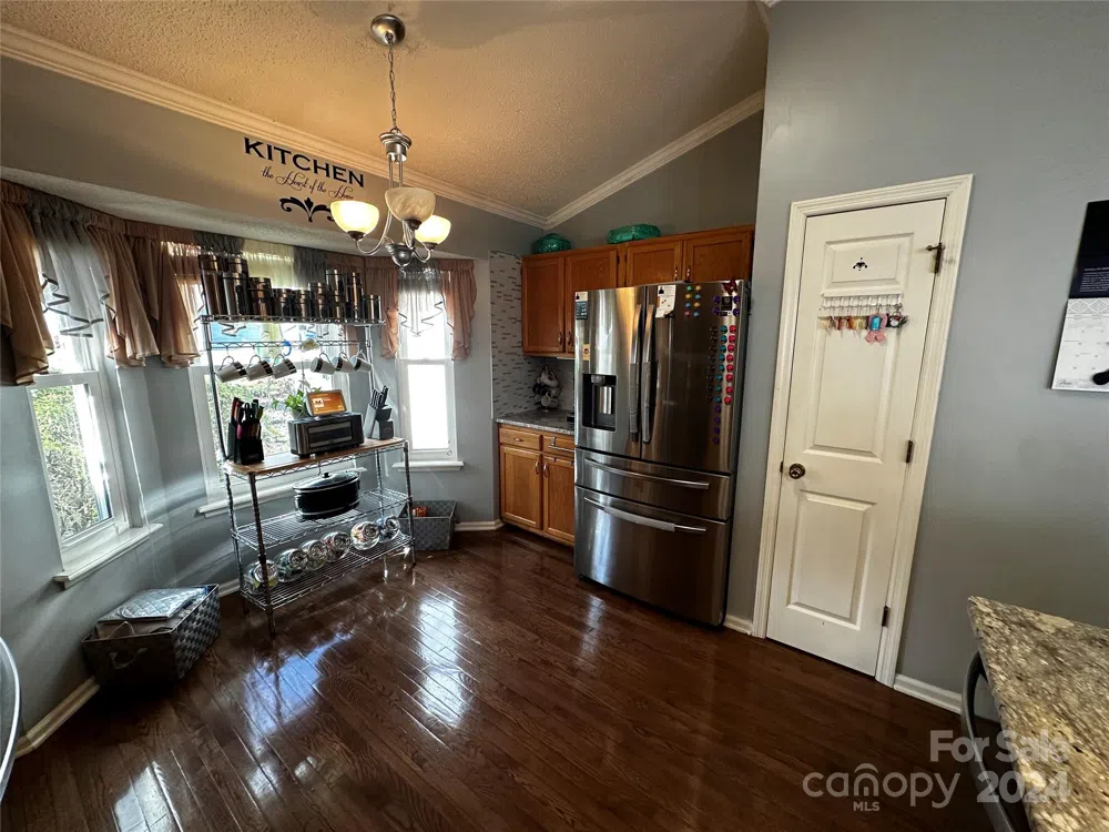 129 Cimarron Drive Asheville, NC 28803