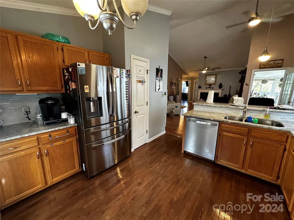 129 Cimarron Drive Asheville, NC 28803