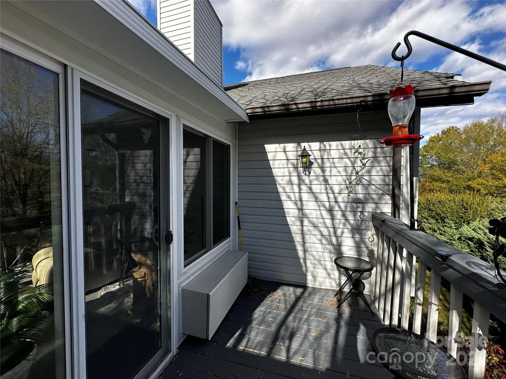 129 Cimarron Drive Asheville, NC 28803