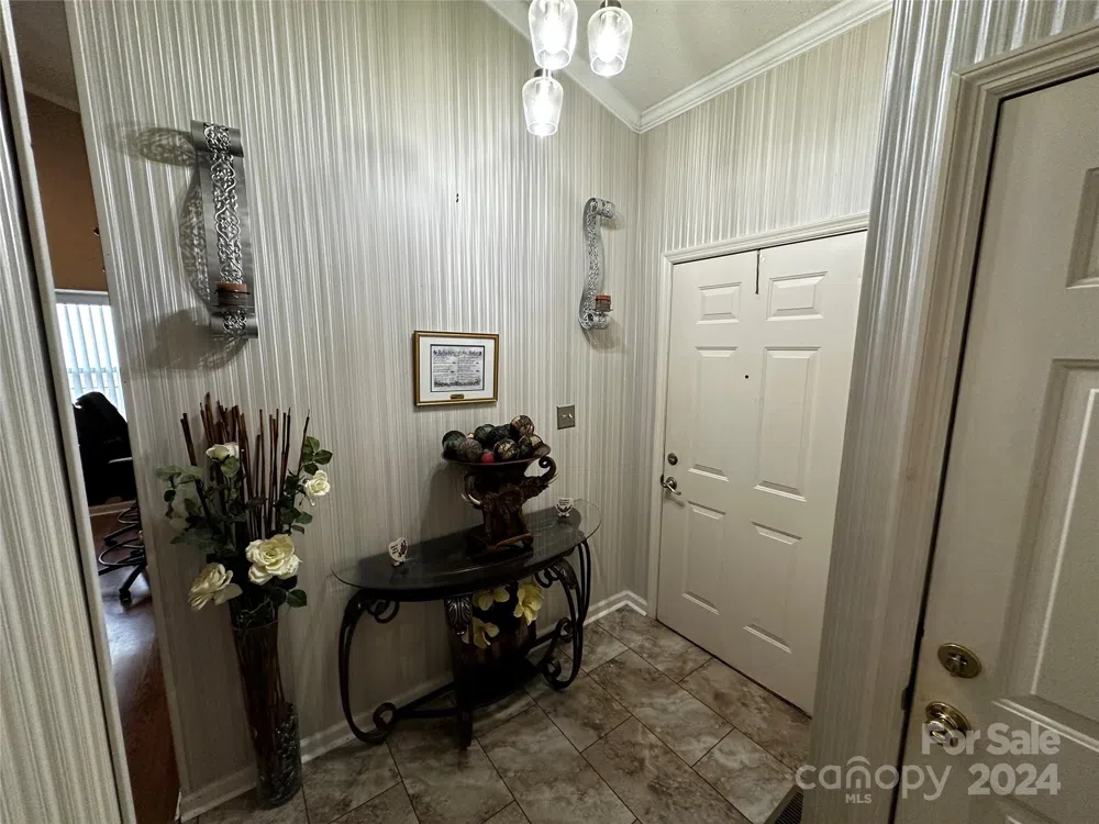 129 Cimarron Drive Asheville, NC 28803
