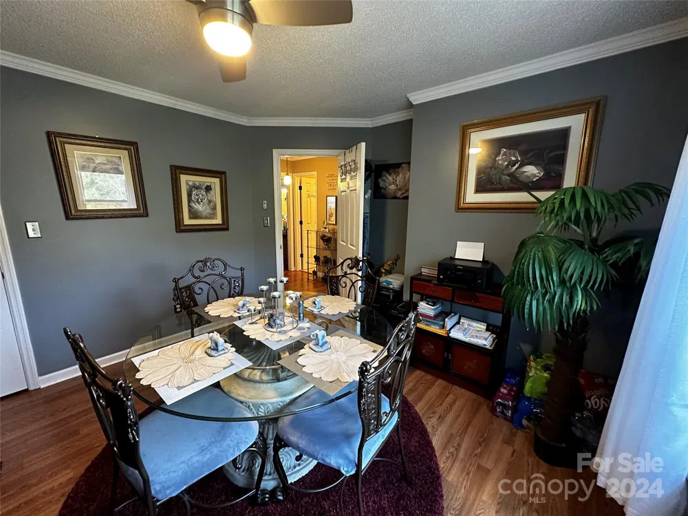 129 Cimarron Drive Asheville, NC 28803