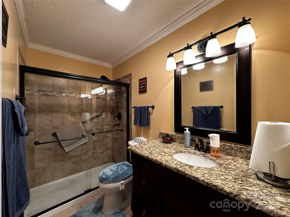 129 Cimarron Drive Asheville, NC 28803