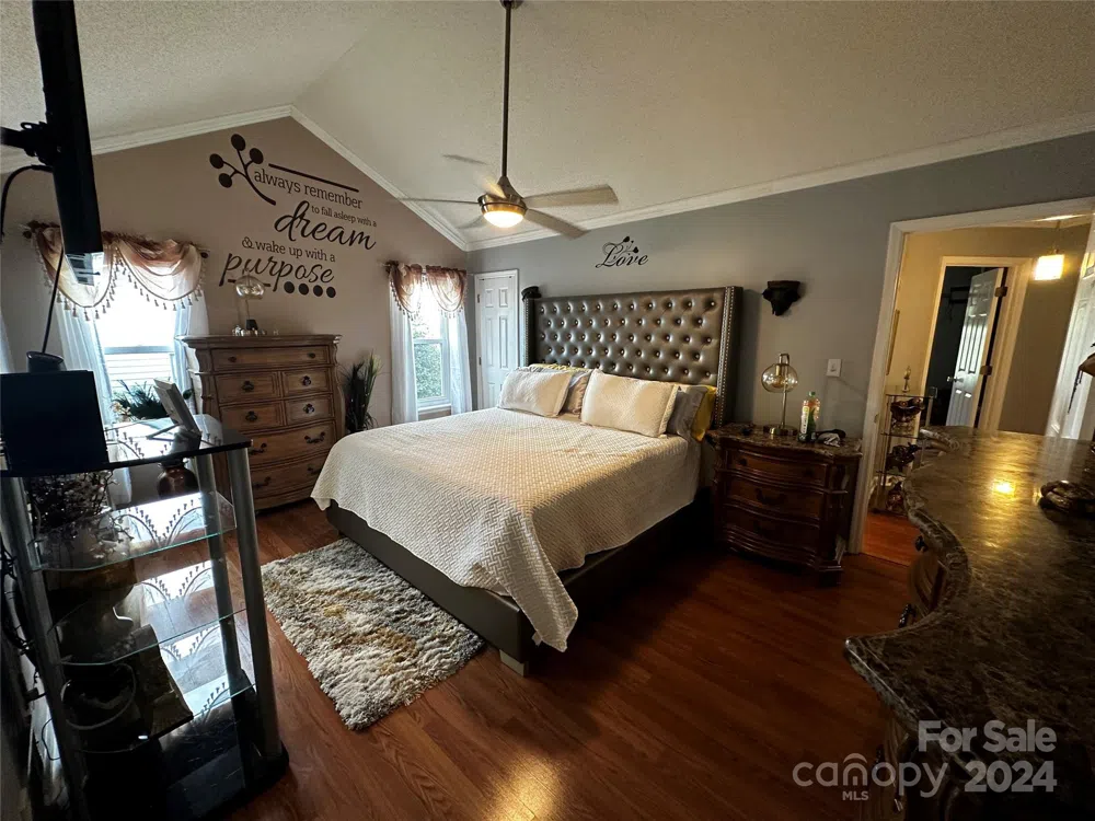 129 Cimarron Drive Asheville, NC 28803