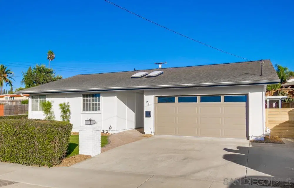 971 Cosmo Ave El Cajon, CA 92019