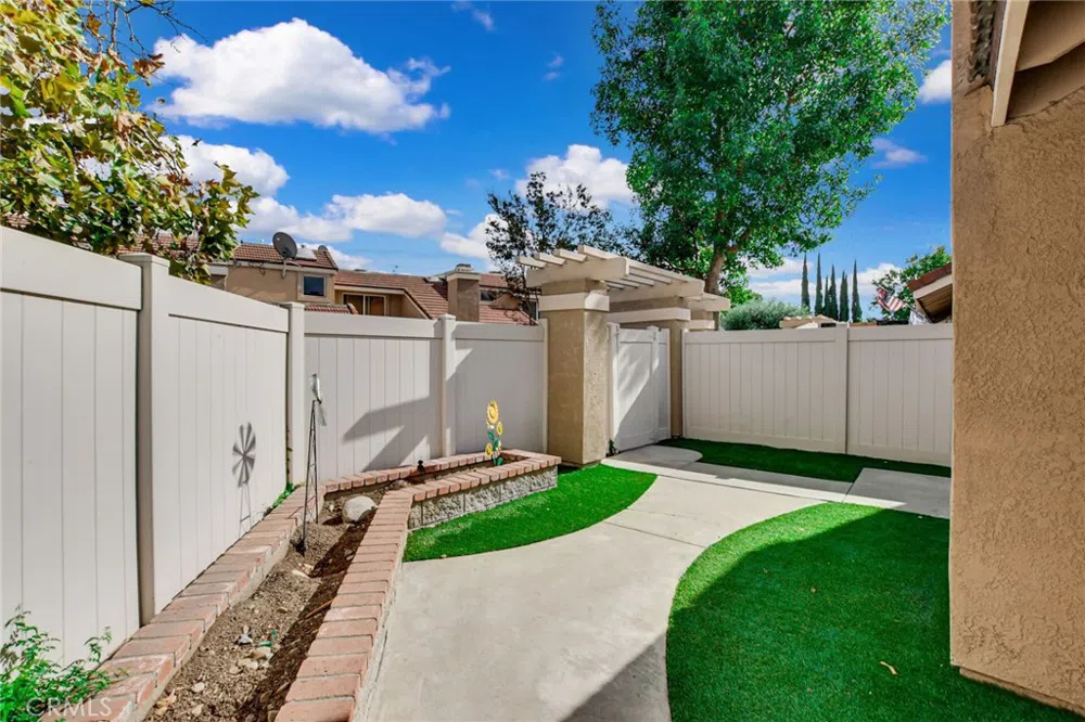 8371 Gabriel Drive #E Rancho Cucamonga, CA 91730