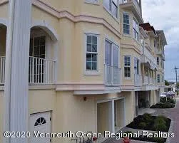 119 Dupont Avenue #A4