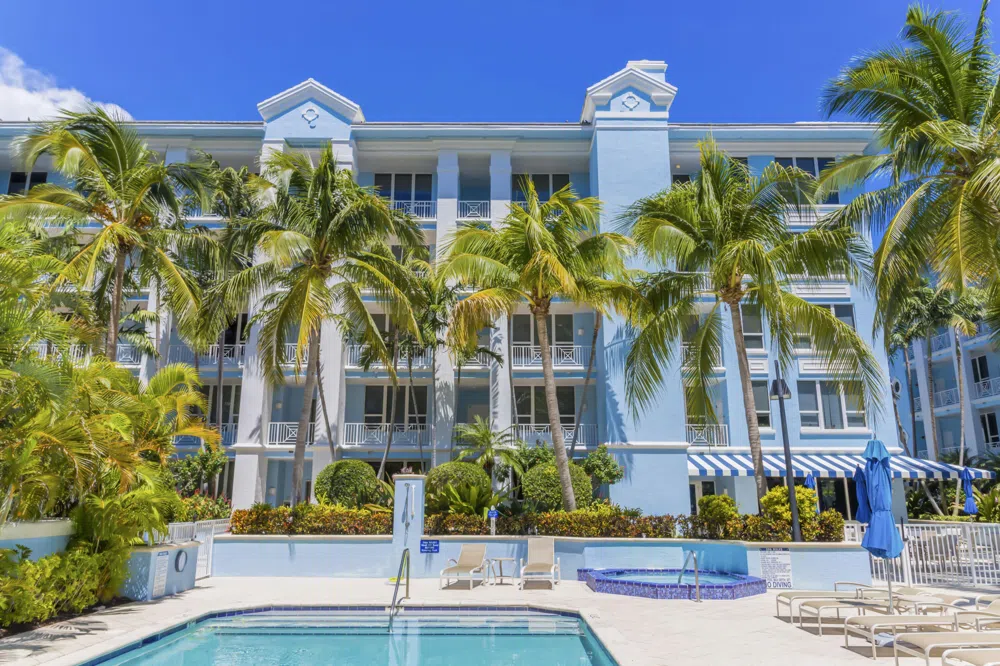 701 SE 21st Avenue #204