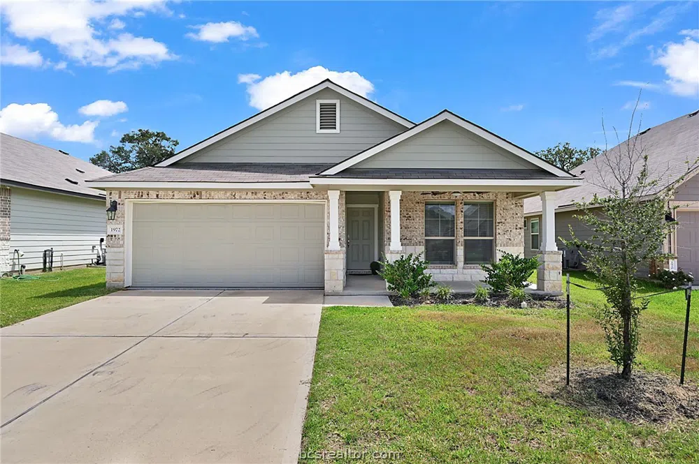 1972 Cartwright Street