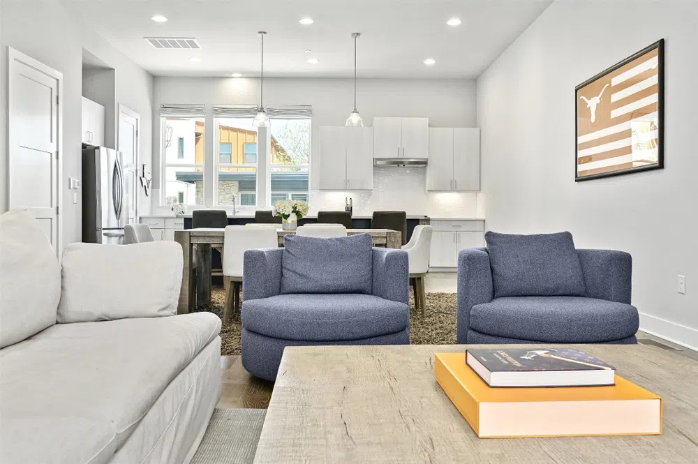 1004 Concordia Avenue