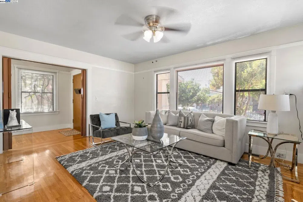 2344 Bartlett St Oakland, CA 94601