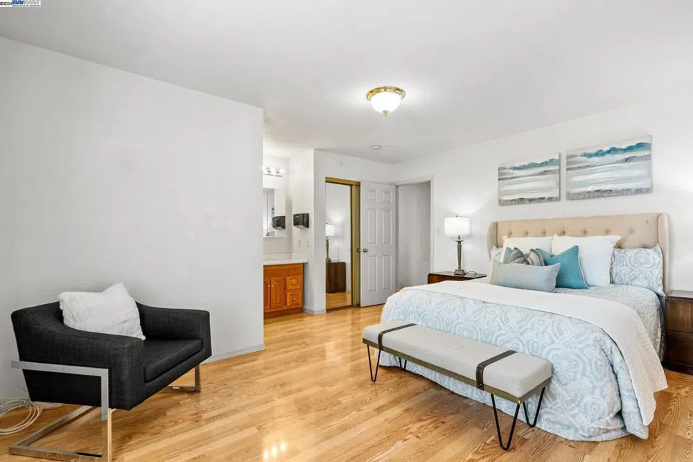 2344 Bartlett St Oakland, CA 94601