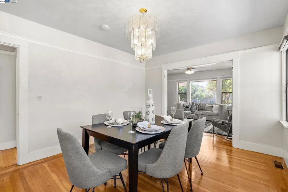 2344 Bartlett St Oakland, CA 94601