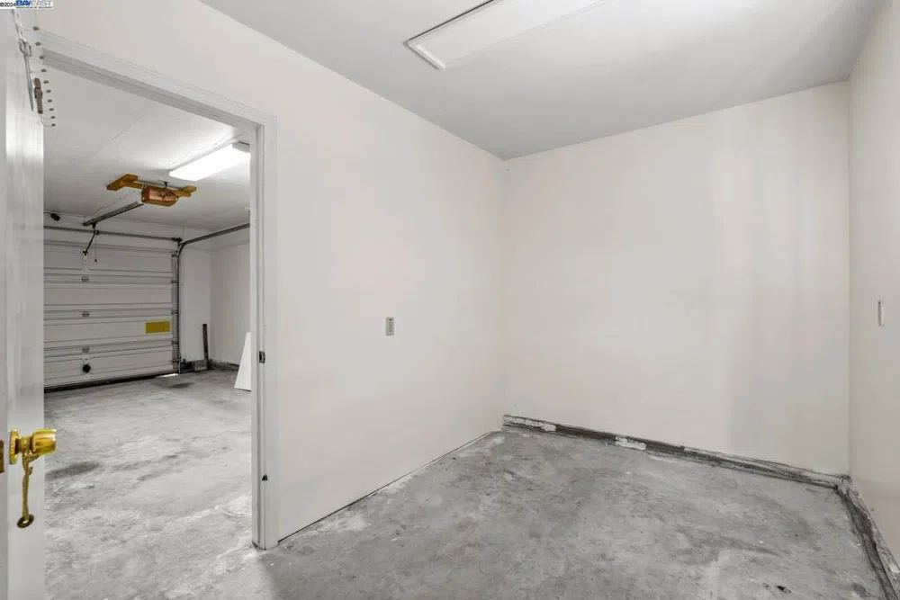 2344 Bartlett St Oakland, CA 94601
