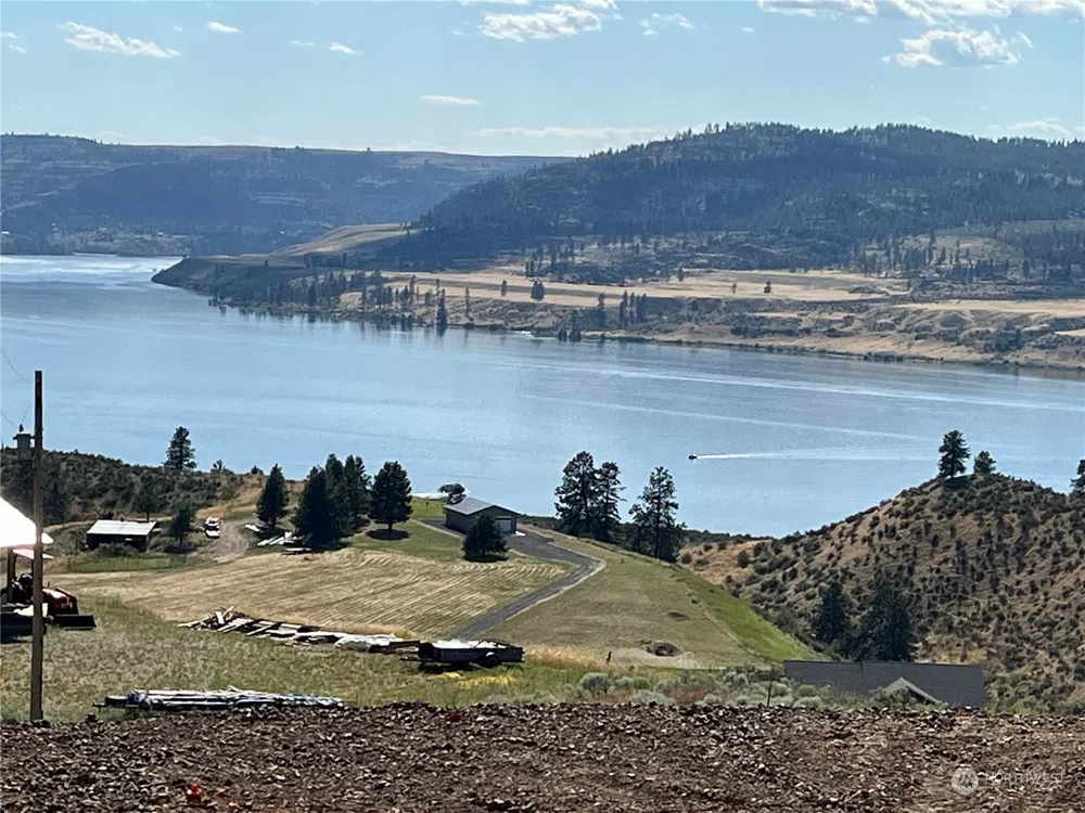 40901 Miles Creston Road