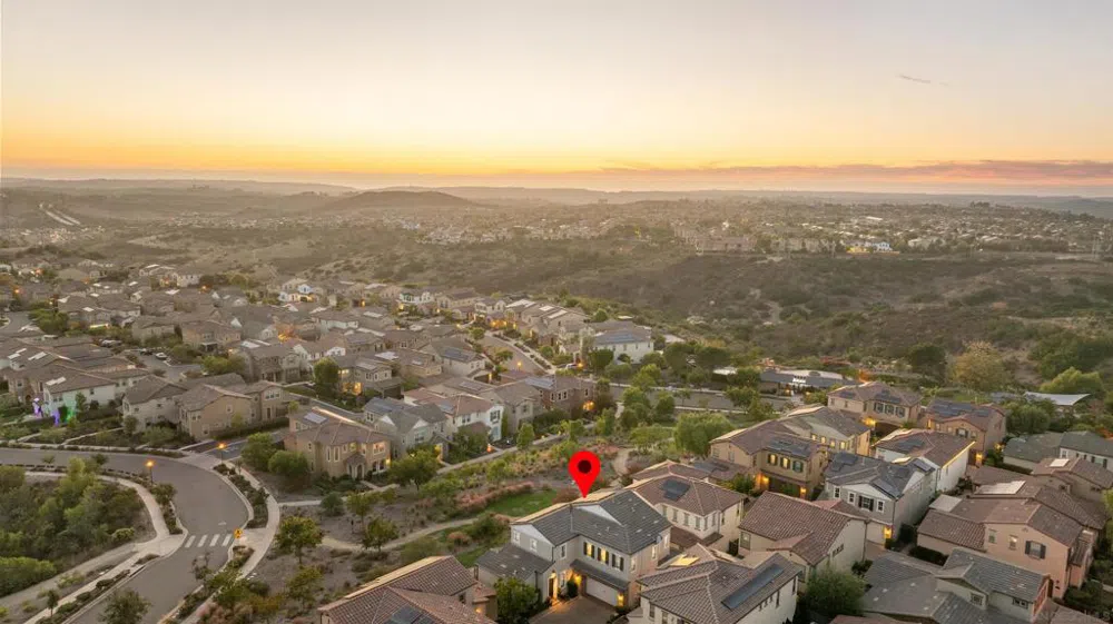 15827 Lesar Place San Diego, CA 92127