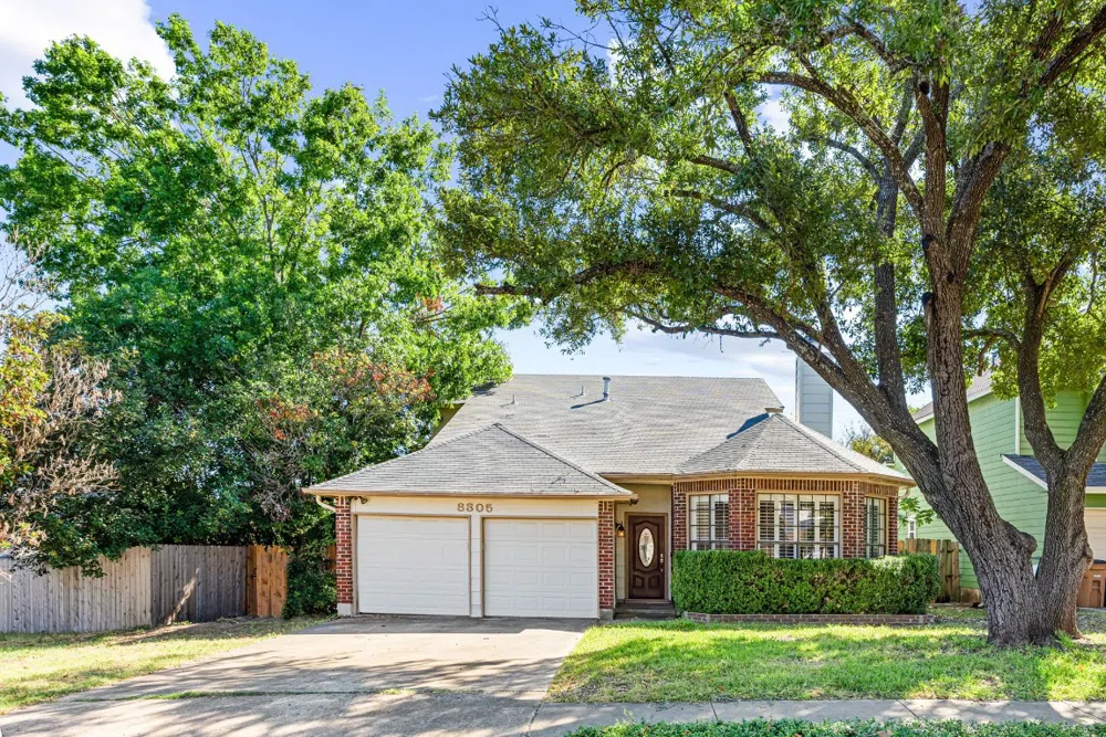 8305 Los Ranchos Drive