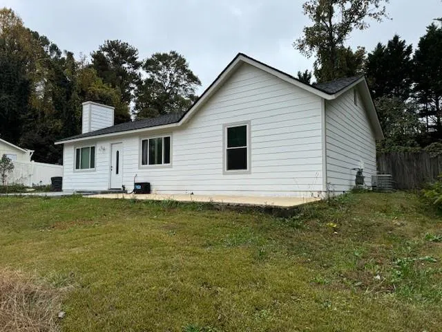 604 Harvard Drive Lilburn, GA 30047
