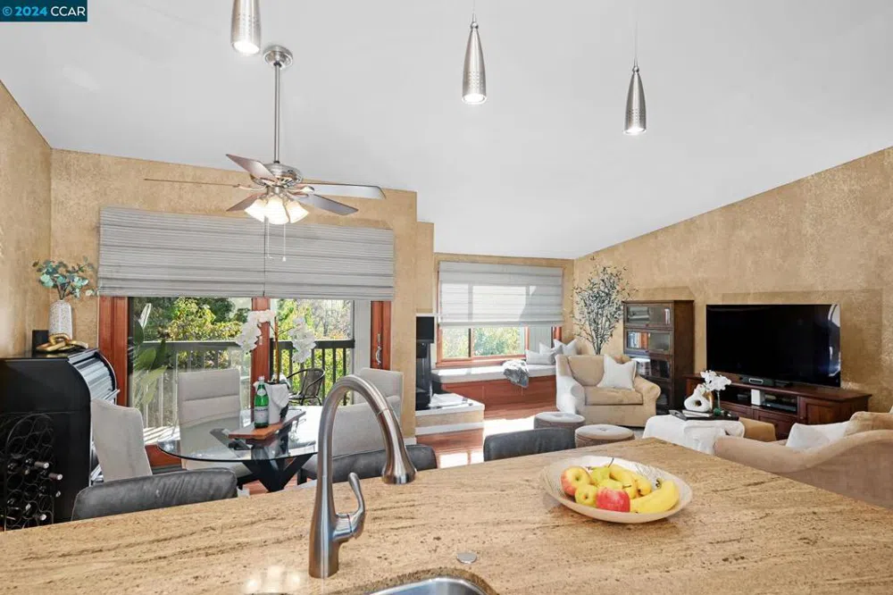 1610 Ashwood Dr Martinez, CA 94553