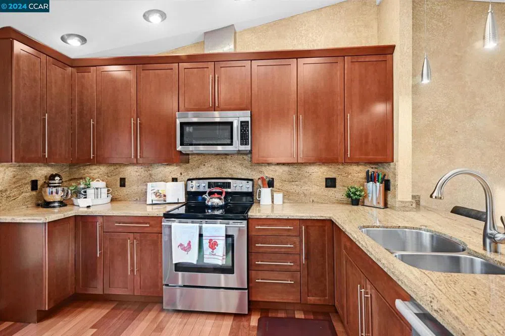 1610 Ashwood Dr Martinez, CA 94553