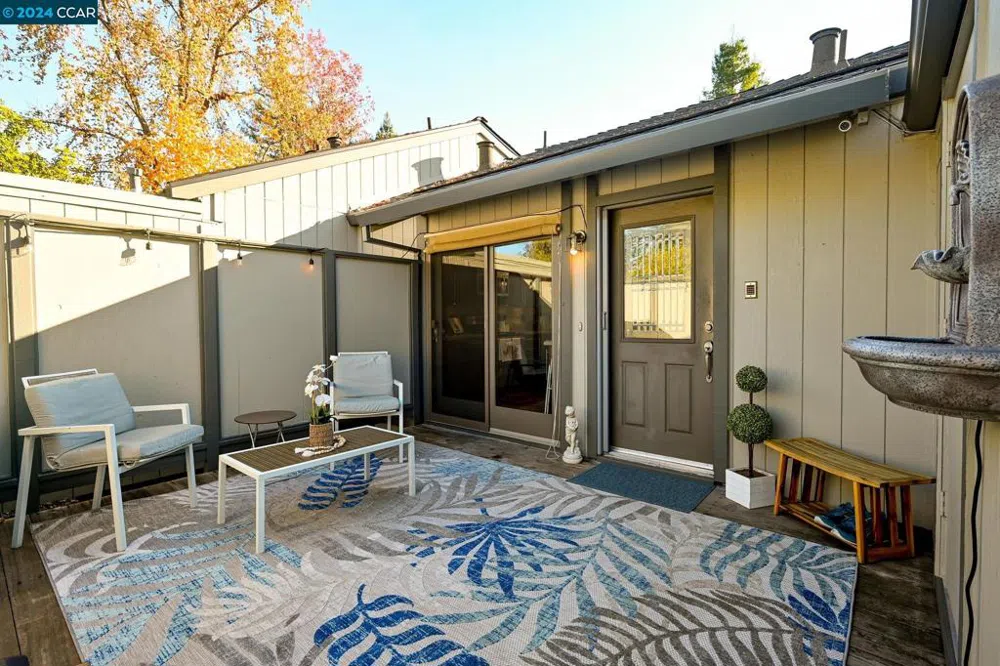 1610 Ashwood Dr Martinez, CA 94553
