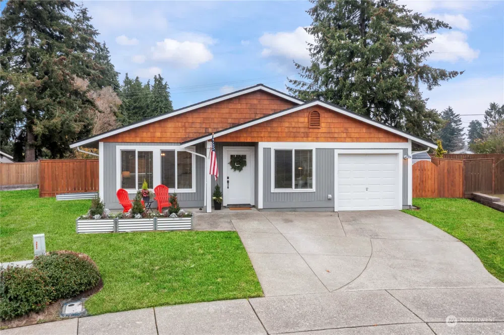 3833 N Winnifred Street