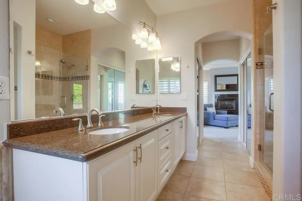 7001 Surfbird Circle Carlsbad, CA 92011