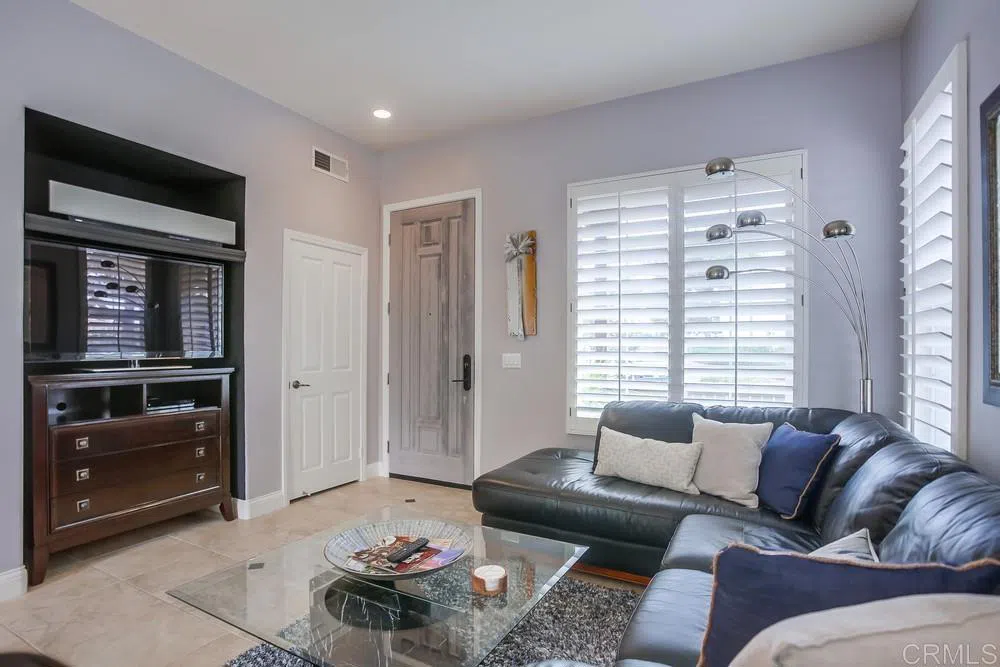 7001 Surfbird Circle Carlsbad, CA 92011