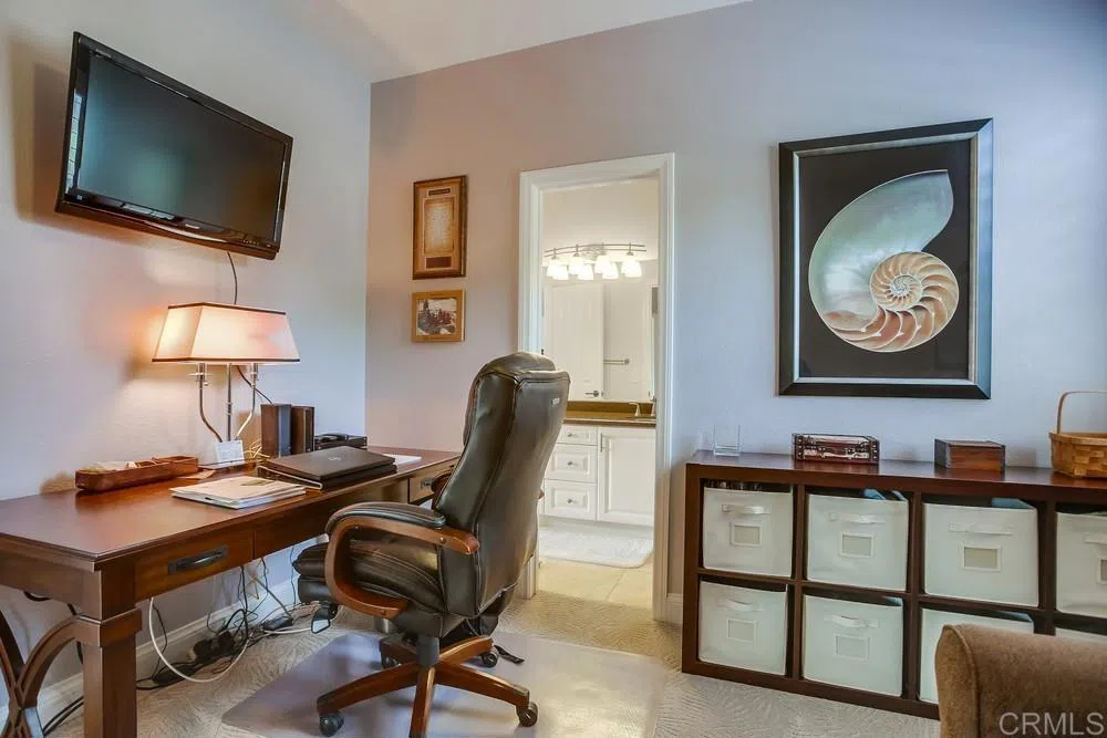 7001 Surfbird Circle Carlsbad, CA 92011