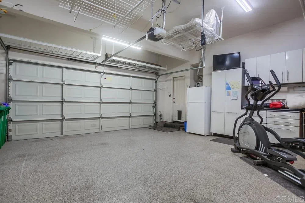 7001 Surfbird Circle Carlsbad, CA 92011