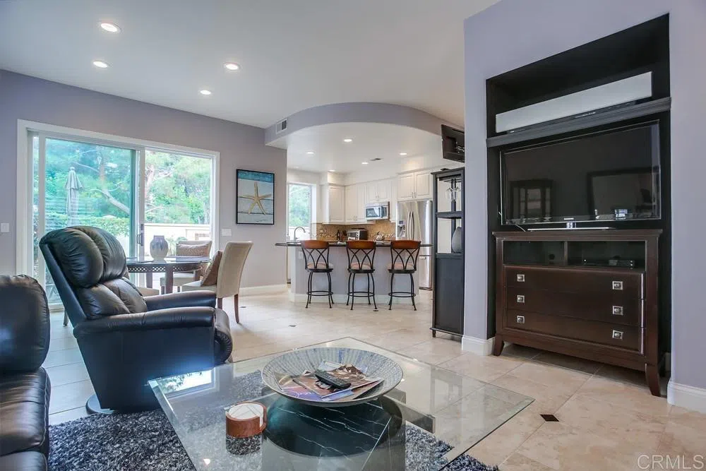 7001 Surfbird Circle Carlsbad, CA 92011