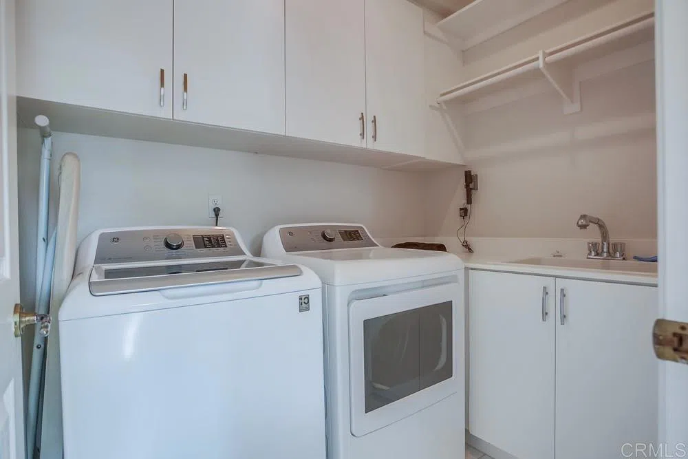 7001 Surfbird Circle Carlsbad, CA 92011