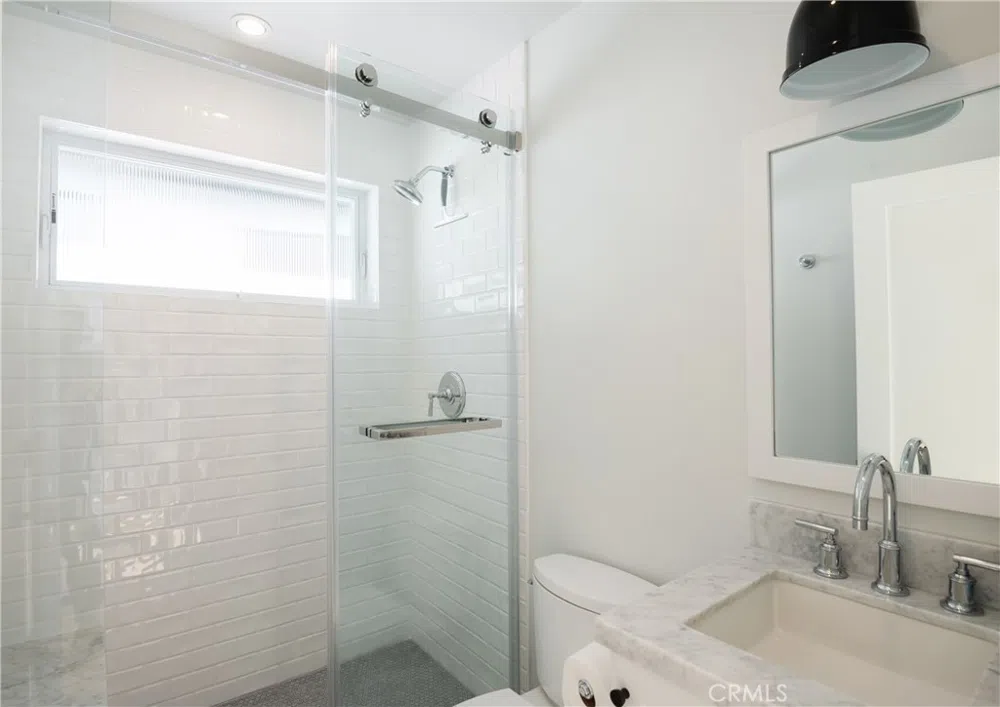 37 20th Hermosa Beach, CA 90254