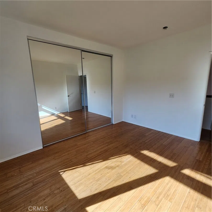 826 Dianthus Street Manhattan Beach, CA 90266