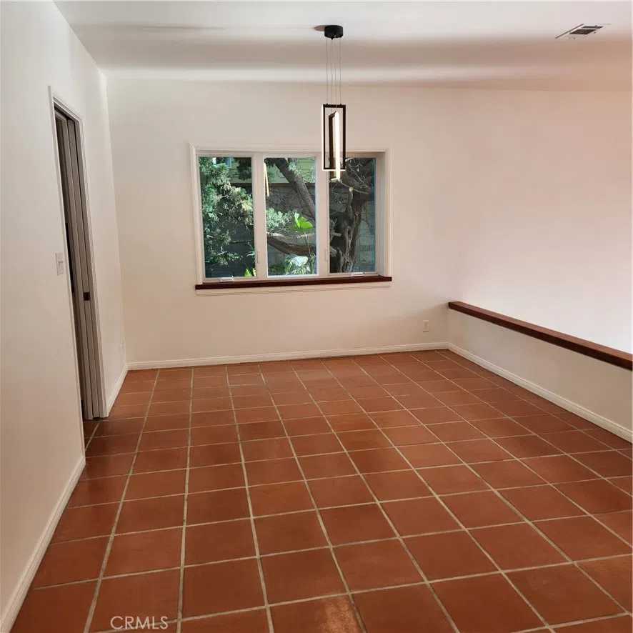 826 Dianthus Street Manhattan Beach, CA 90266
