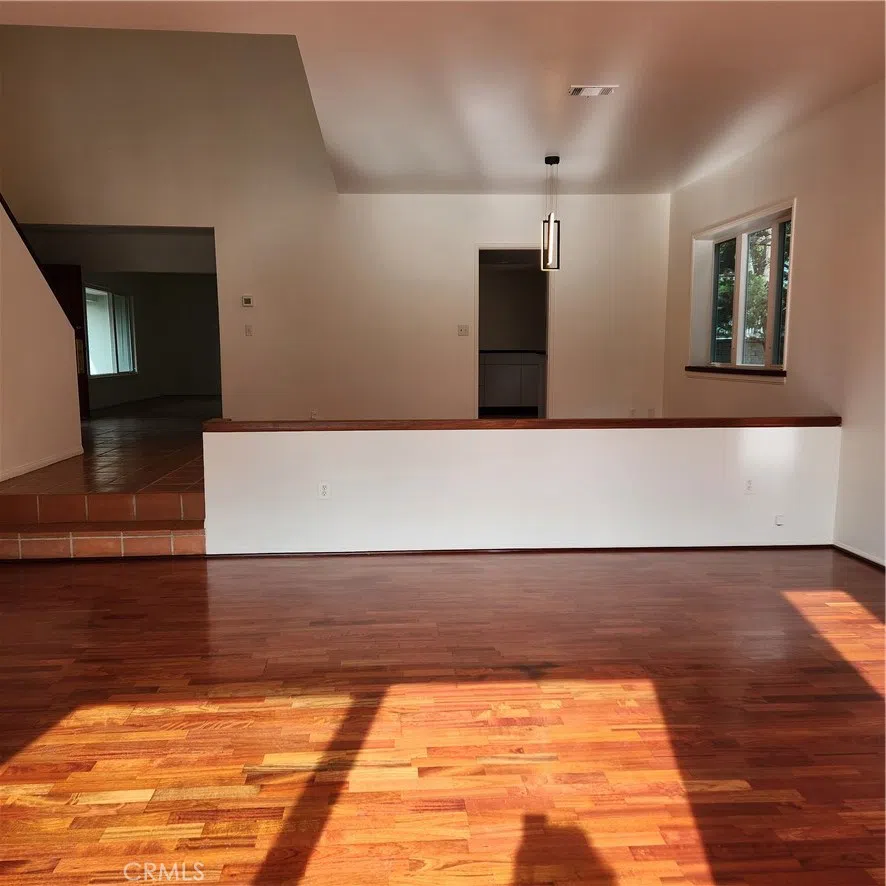 826 Dianthus Street Manhattan Beach, CA 90266