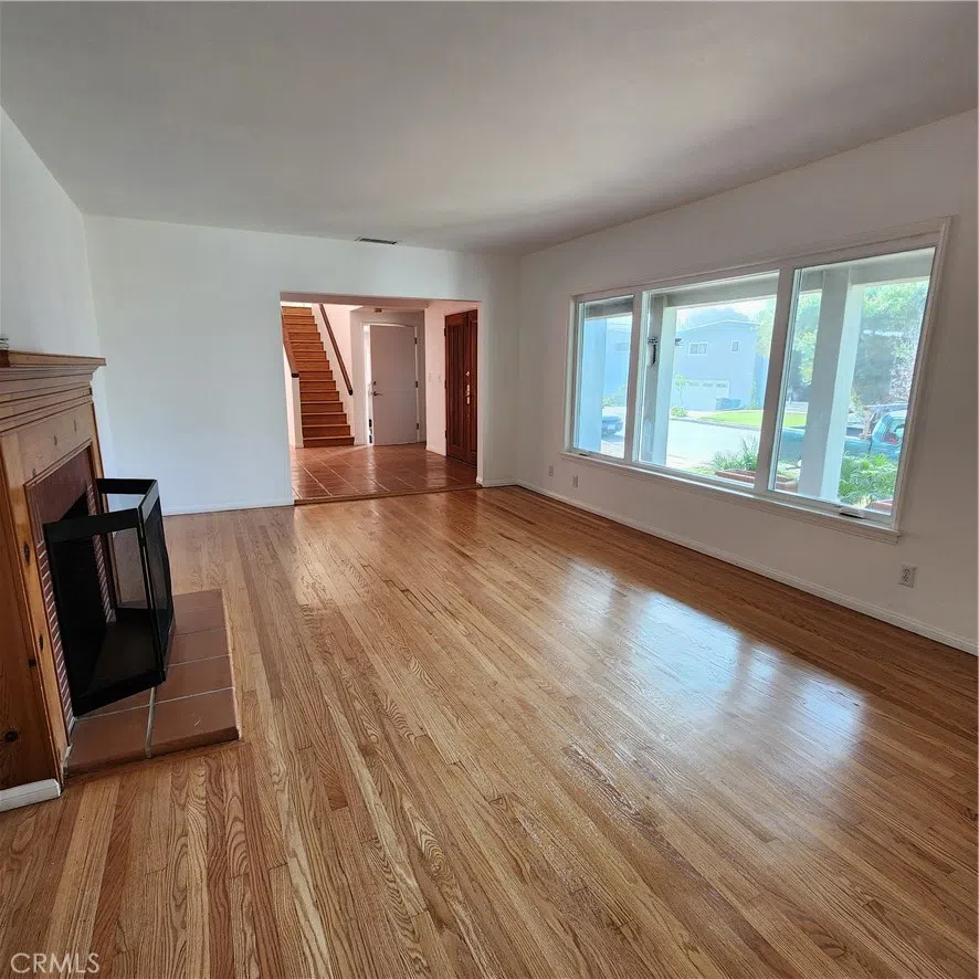 826 Dianthus Street Manhattan Beach, CA 90266