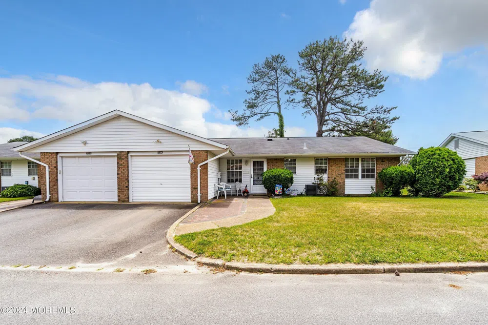 75 Cambridge Circle #A