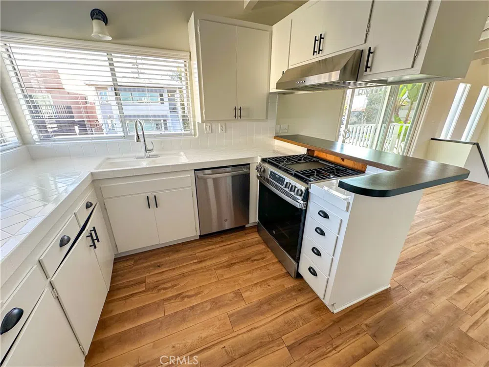 601 Highland Manhattan Beach, CA 90266