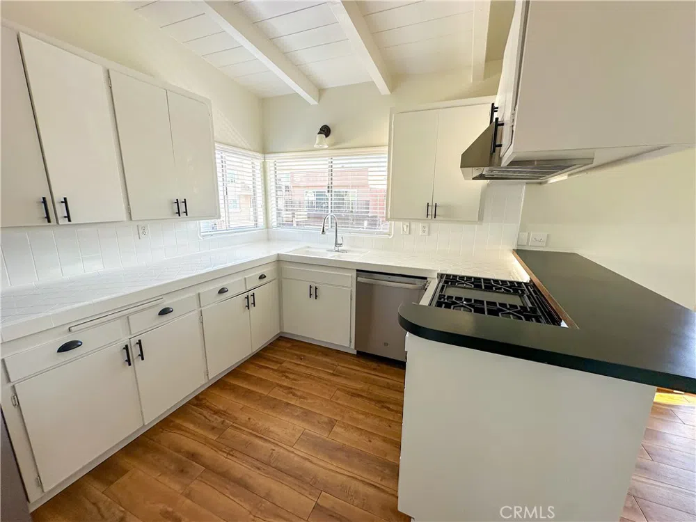 601 Highland Manhattan Beach, CA 90266
